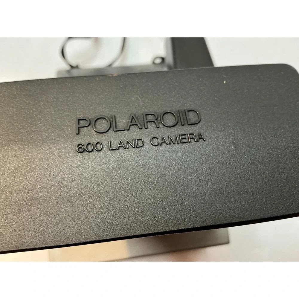 Polaroid Vintage Sun 600 LMS Instant‎ Film Camera Light Management System Black